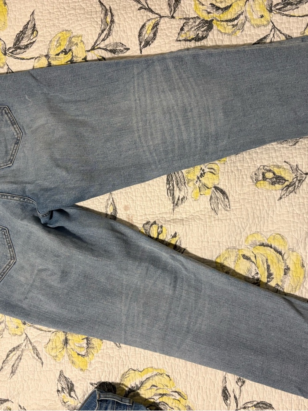 Daze Denim High-Rise Light Blue Distressed Women's Jeans - Picture 3 of 4